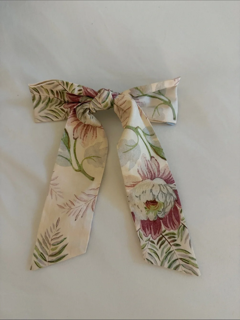 Hill House Home Belle Bow - never worn